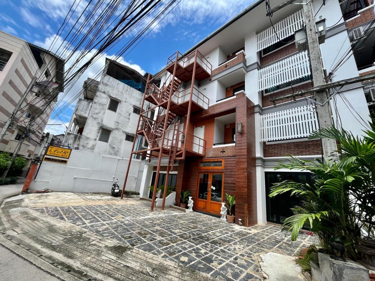 Tjr Boutique Hotel Chiang Mai Bagian luar foto