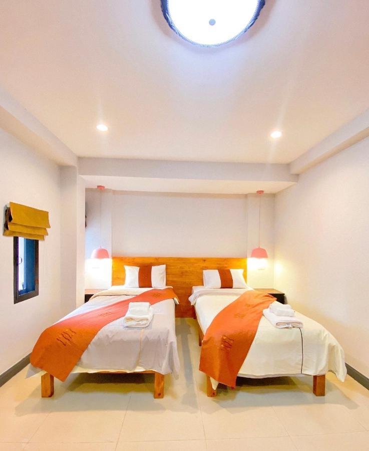 Tjr Boutique Hotel Chiang Mai Bagian luar foto
